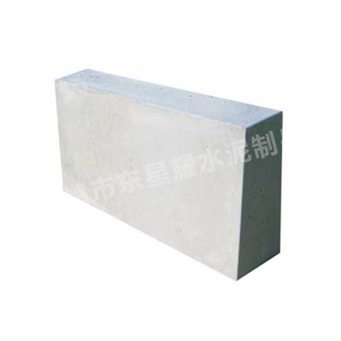 深色與淺色流水石在吸熱性上有何不同？選擇時(shí)需結(jié)合哪些環(huán)境因素綜合考量？